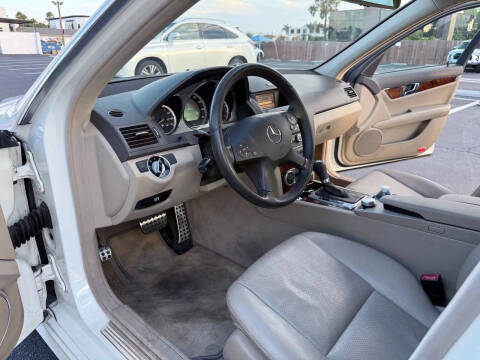 2011 Mercedes-Benz C-Class C 300 Luxury
