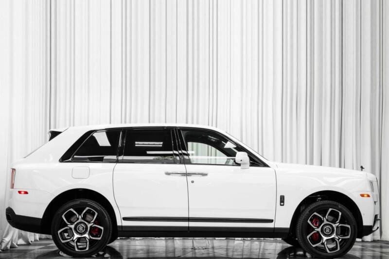 2023 Rolls-Royce Black Badge Cullinan