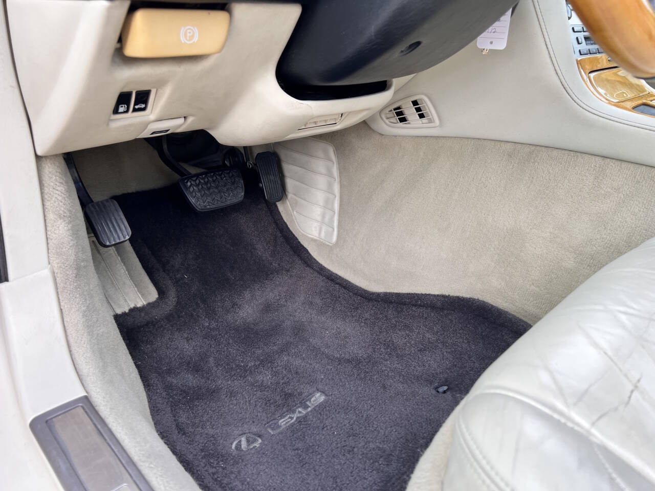 Used Car 2002 Lexus Sc 430  Base 2dr Convertible For Sale Under $20,000 In Austin, Texas