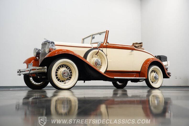 1932 Chrysler Cirrus