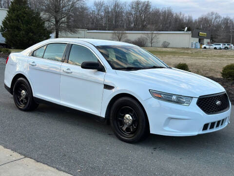 2014 Ford Taurus for sale at ECONO AUTO INC in Spotsylvania VA