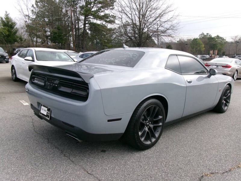 2021 Dodge Challenger