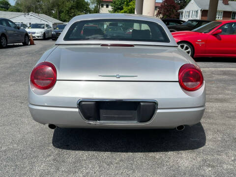 2005 Ford Thunderbird Deluxe