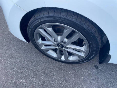 2017 Hyundai Elantra GT