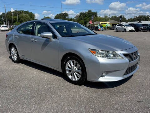 2014 Lexus ES 300h