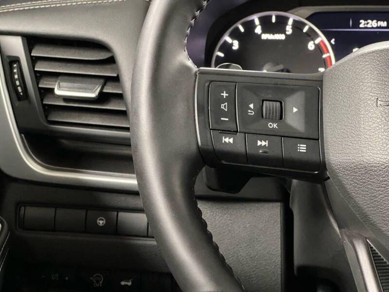 2025 Nissan Rogue SV