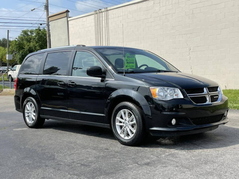 Used 2020 Dodge Grand Caravan SXT with VIN 2C4RDGCG6LR153859 for sale in Knoxville, TN