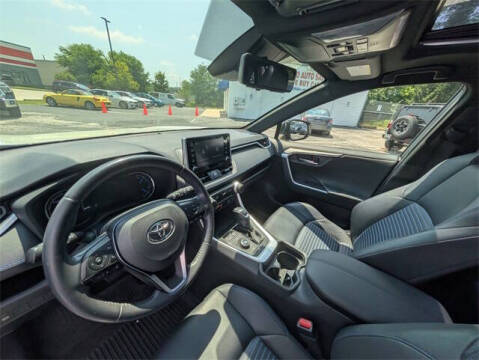 2019 Toyota RAV4 Hybrid XSE