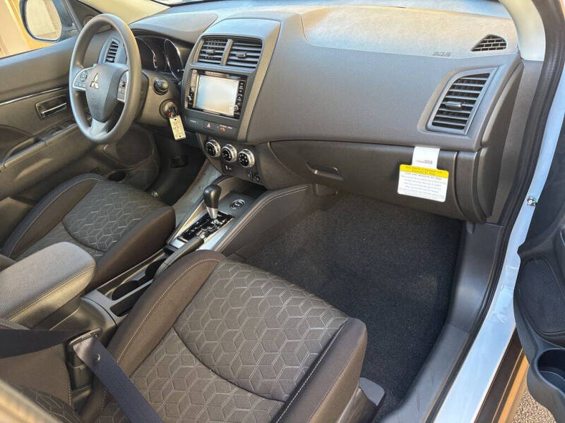 2025 Mitsubishi Outlander Sport