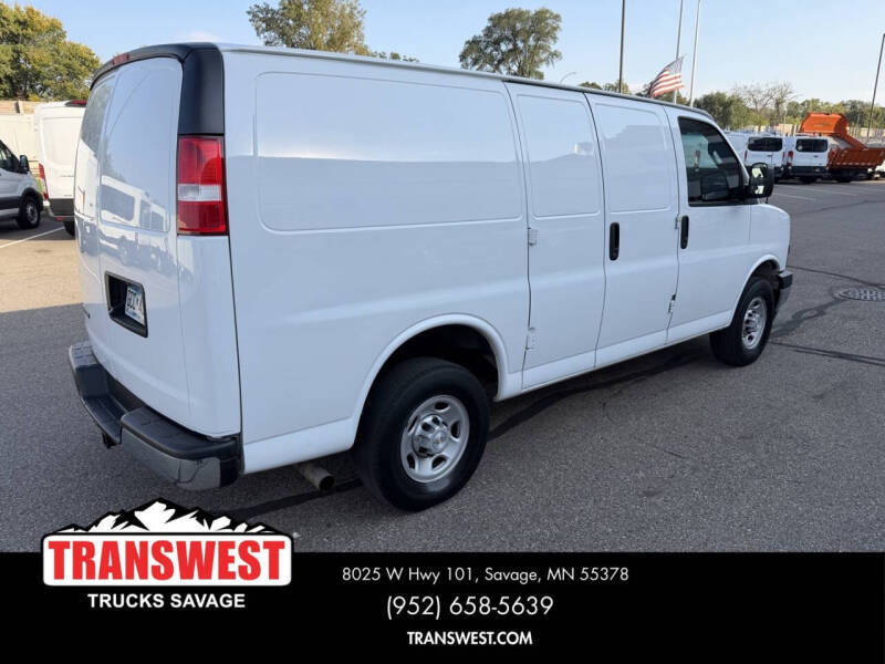 2021 Chevrolet Express 2500