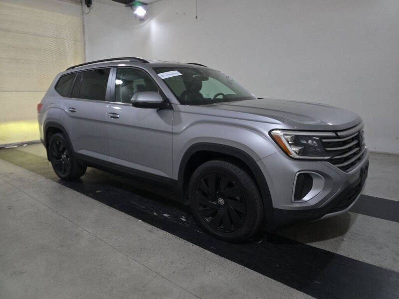 2024 Volkswagen Atlas SE