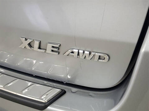 2017 Toyota Highlander SE