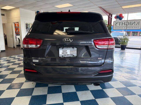 2017 Kia Sorento LX