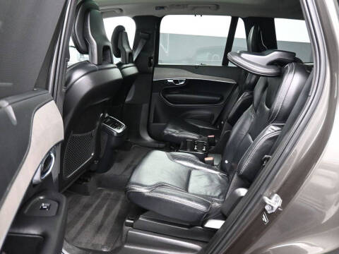 2021 Volvo XC90 T6 Inscription 6-Passenger