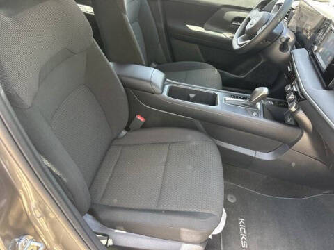 2025 Nissan Kicks S