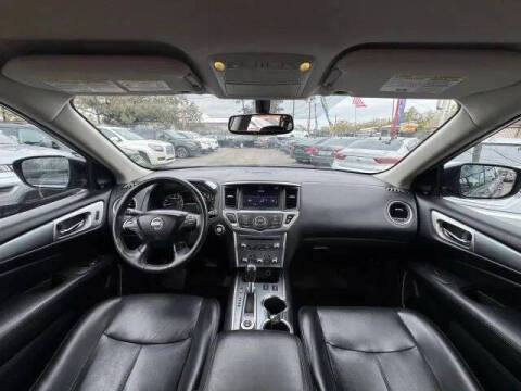 2017 Nissan Pathfinder