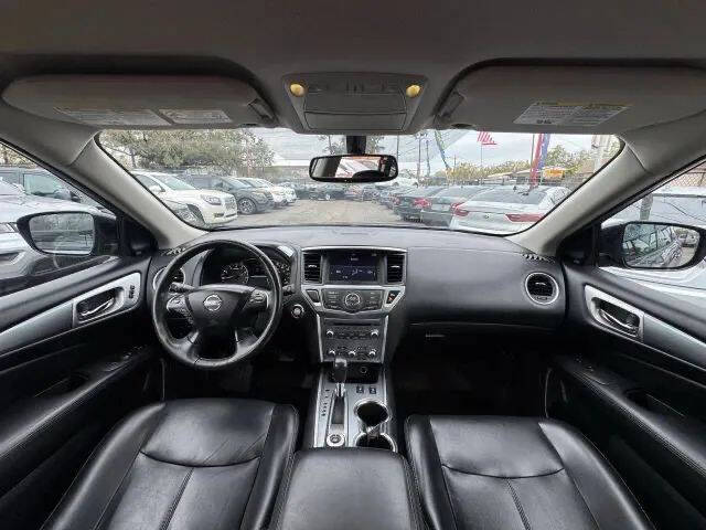 2017 Nissan Pathfinder