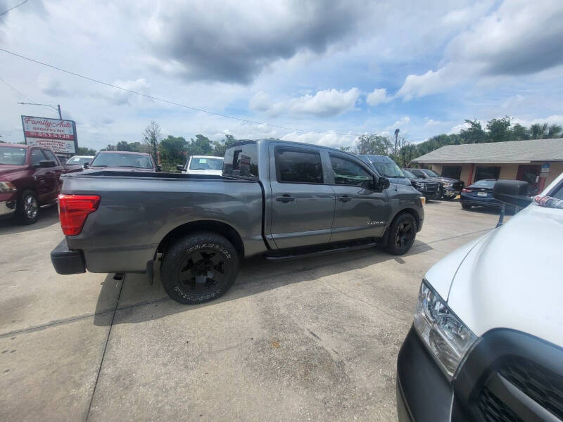 2017 Nissan Titan S