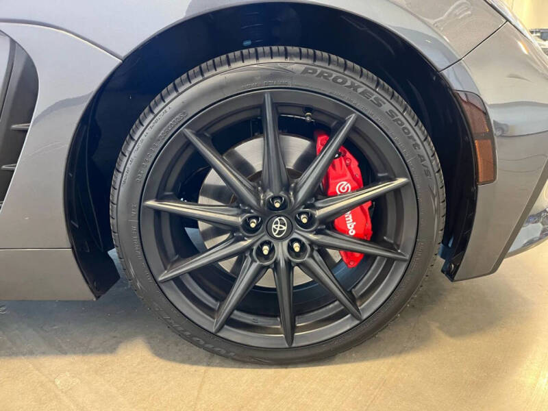 2024 Toyota GR86 Premium