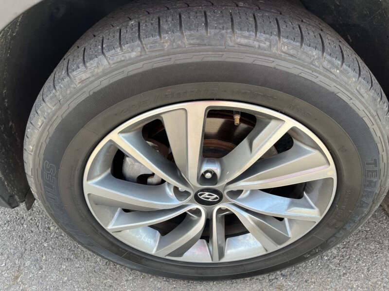 2019 Hyundai Santa Fe Ultimate 2.4L