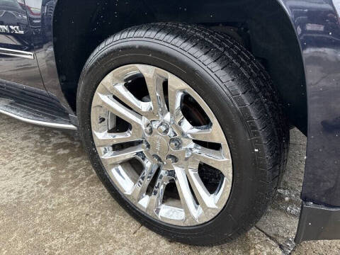 2017 GMC Yukon XL SLT