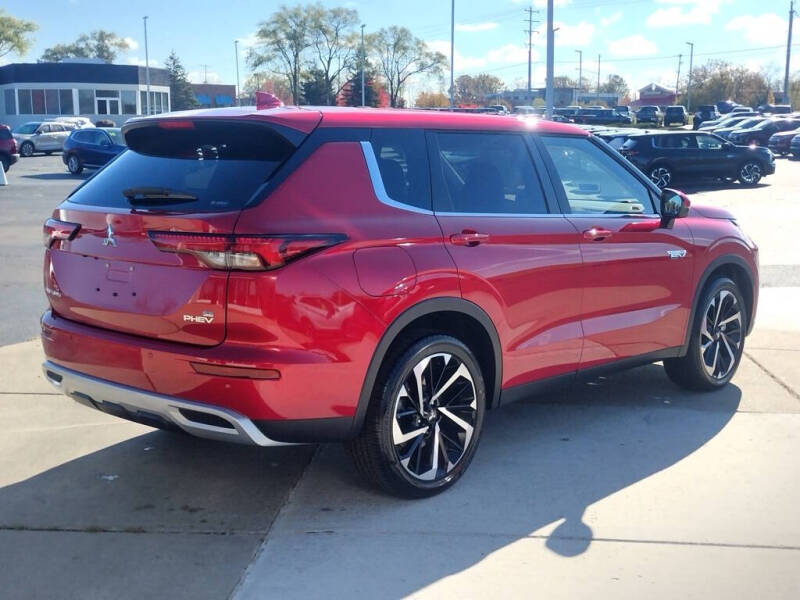 2025 Mitsubishi Outlander PHEV SE