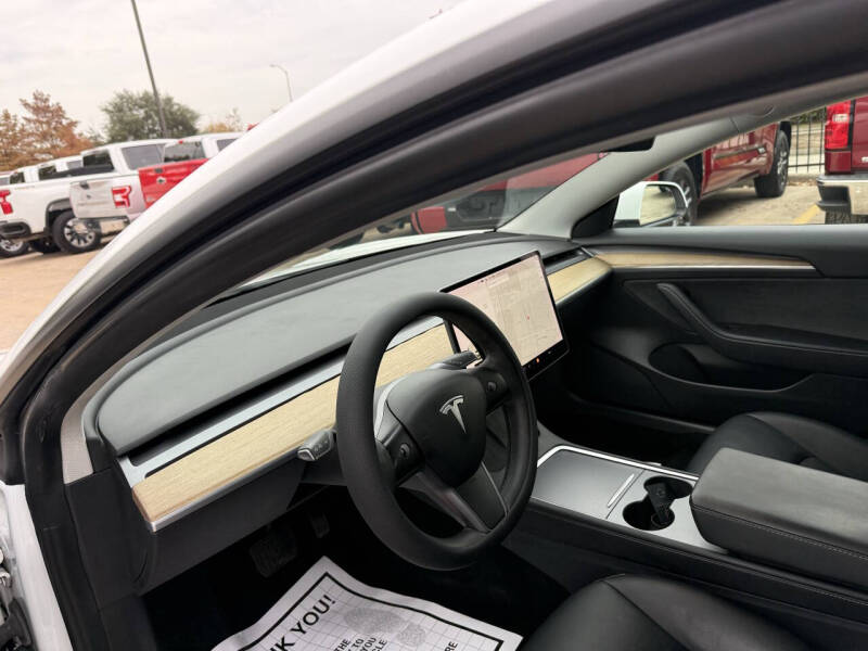 2021 Tesla Model 3 Standard Range Plus