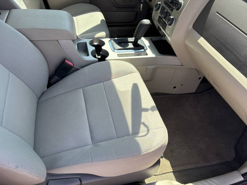 2010 Ford Escape XLT