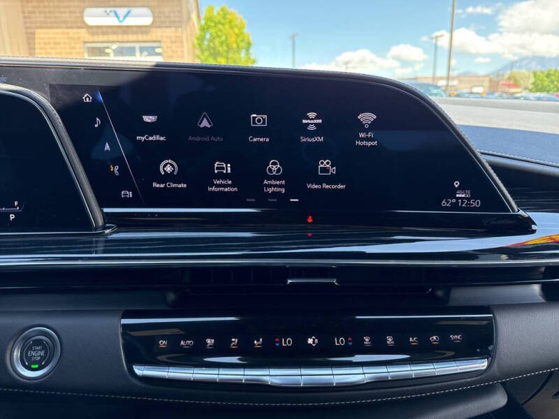 2023 Cadillac Escalade ESV Sport