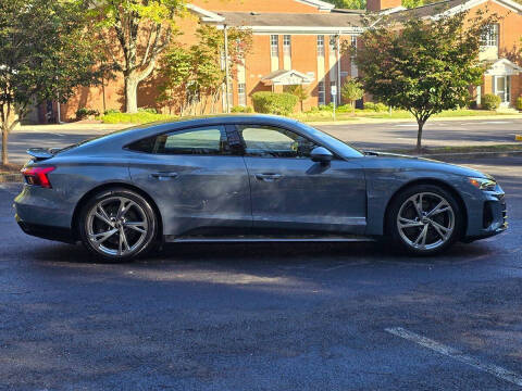 2023 Audi e-tron GT quattro Premium Plus