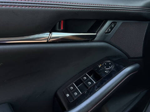 2025 Mazda Mazda3 Sedan 2.5 S Carbon Edition