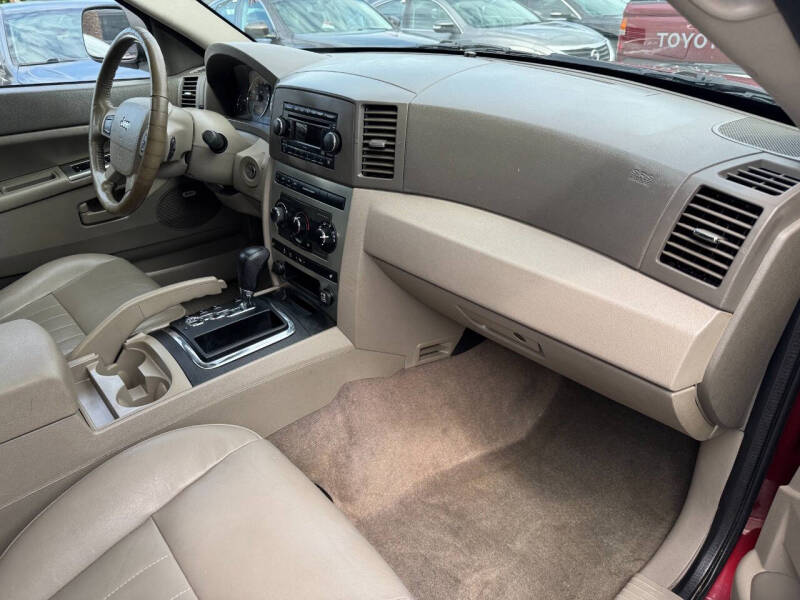 2007 Jeep Grand Cherokee Laredo