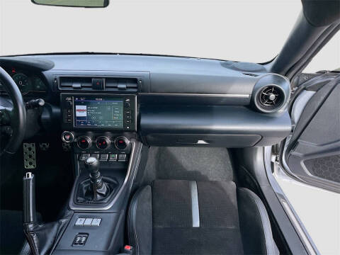 2023 Toyota GR86 Premium