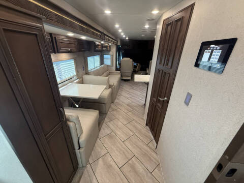 2023 Newmar Baystar Sport