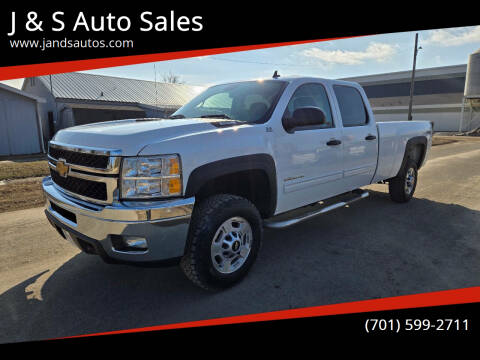 2013 Chevrolet Silverado 2500HD for sale at J & S Auto Sales in Thompson ND
