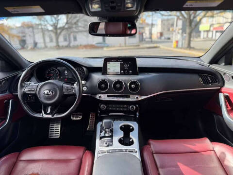 2018 Kia Stinger GT2