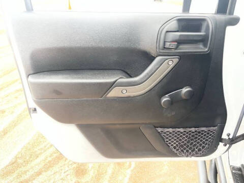 2016 Jeep Wrangler Willys Wheeler