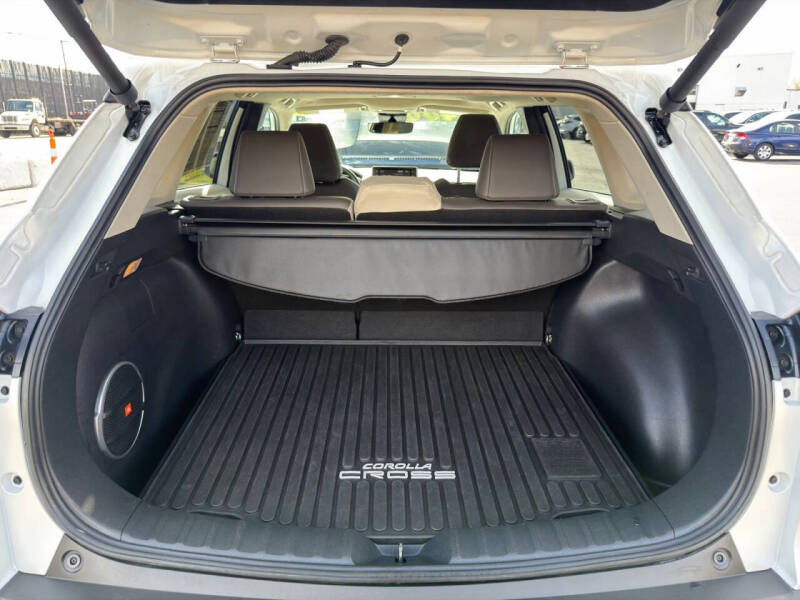 2022 Toyota Corolla Cross XLE