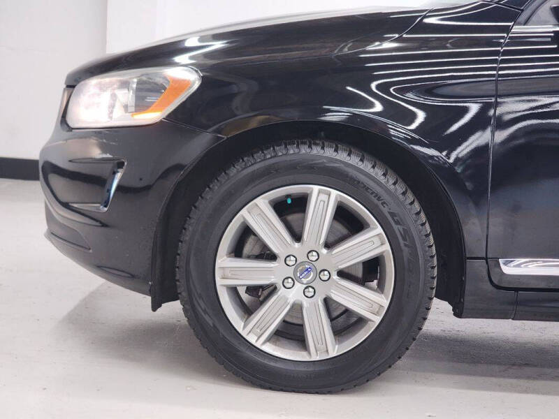 2016 Volvo XC60 T6 Drive-E