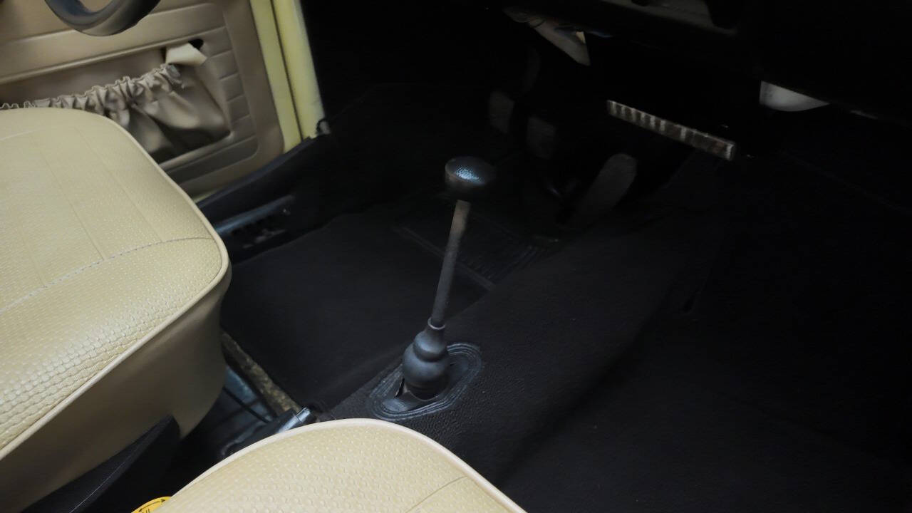 1977 Volkswagen Beetle Convertible 56