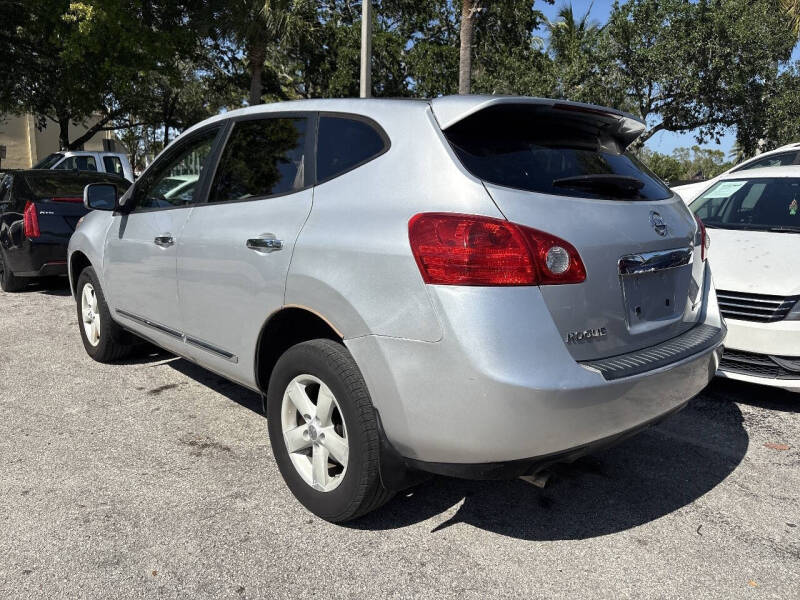 2013 Nissan Rogue S