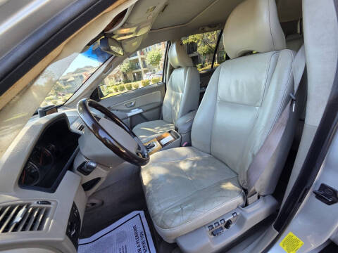 2004 Volvo XC90 T6