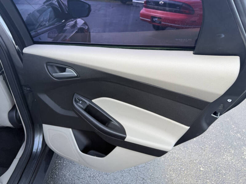 2016 Ford Focus SE