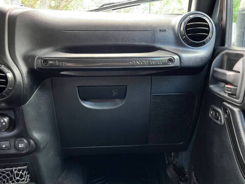 2017 Jeep Wrangler Unlimited Smoky Mountain