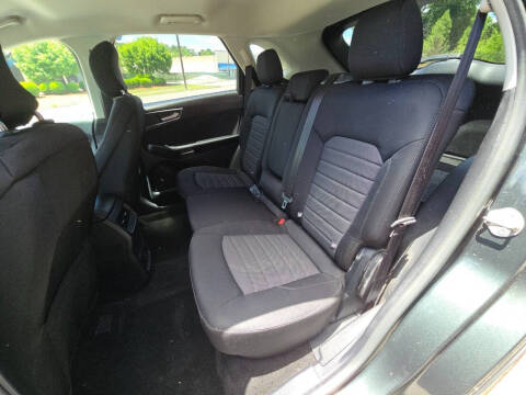 2015 Ford Edge SE