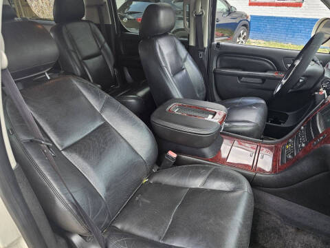 2012 Cadillac Escalade ESV Luxury