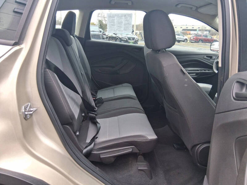 2017 Ford Escape S