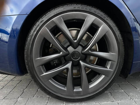 2023 Tesla Model S Standard Range