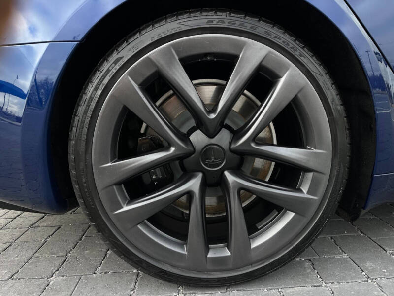 2023 Tesla Model S Standard Range