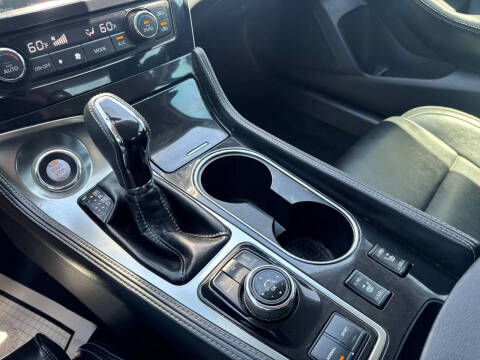 2017 Nissan Maxima